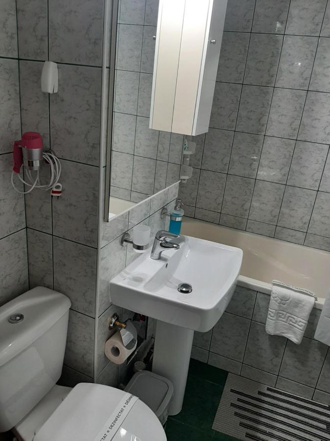 Ultracentral,Parcul Catedralei,Apartament 2 Camere باكاو المظهر الخارجي الصورة