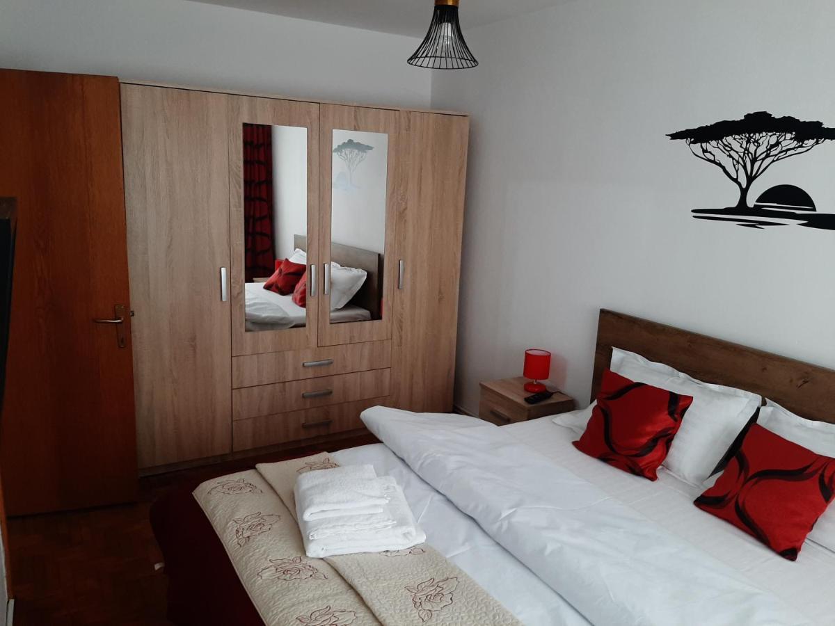 Ultracentral,Parcul Catedralei,Apartament 2 Camere باكاو المظهر الخارجي الصورة